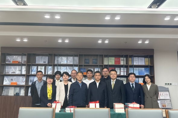 书香传智汇 赠书促合作——经济管理出版社向中国社会科学院首都治理研究院图书捐赠仪式顺利举行